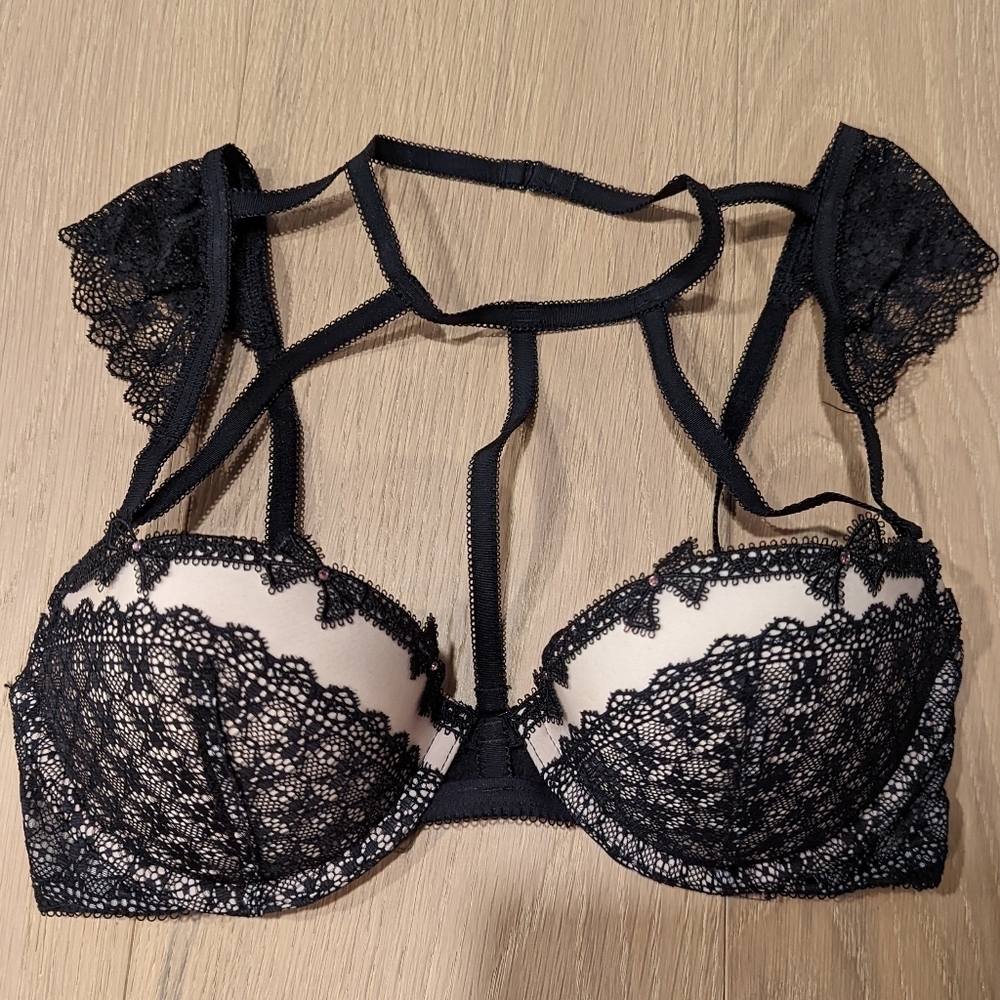 Elegant Black Lace Bra